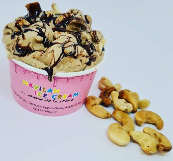 Dolce de latte menu with Cashew nuts